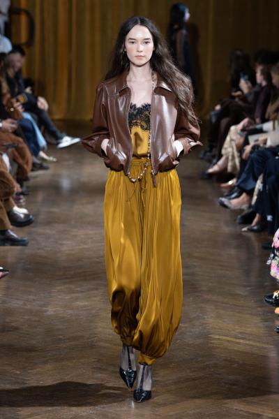 Cinq à Sept 26FW005